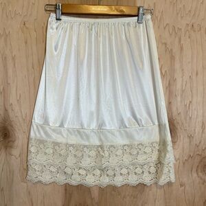 Elegant Cream Lace Trim slip